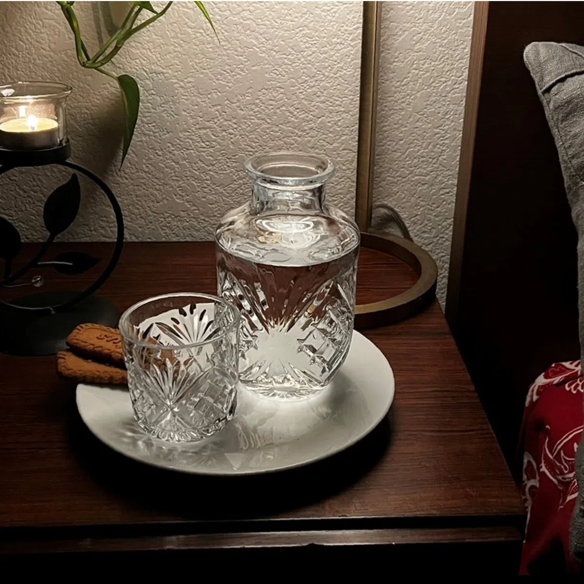 Jarra de agua para mesita de noche con taza de cristal, jarra transparente y vasos de cristal, perfecta para mesita de noche o dormitorio de invitados