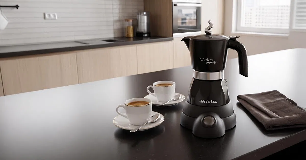 Ariete 1358 Moka Aroma - Cafetera Eléctrica Moka 2/4 Tazas - Autoapagado - Mantiene la Temperatura 30' - 400 W - Negro