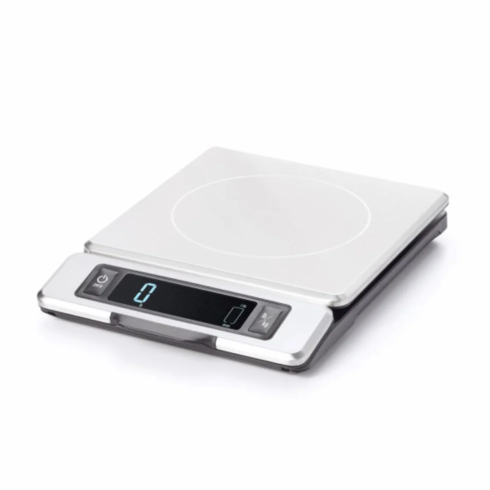 OXO Good Grips Balanza de Cocina de Acero Inoxidable de 5 kg: Pantalla Extraíble para Visualización sin Sombras + Números Digitales Fáciles de Leer + Diseño Compacto